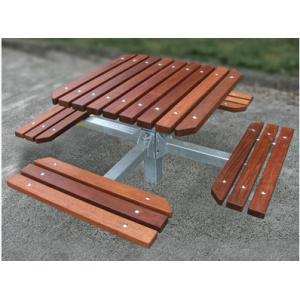 Mesas de Picnic y Cafetería